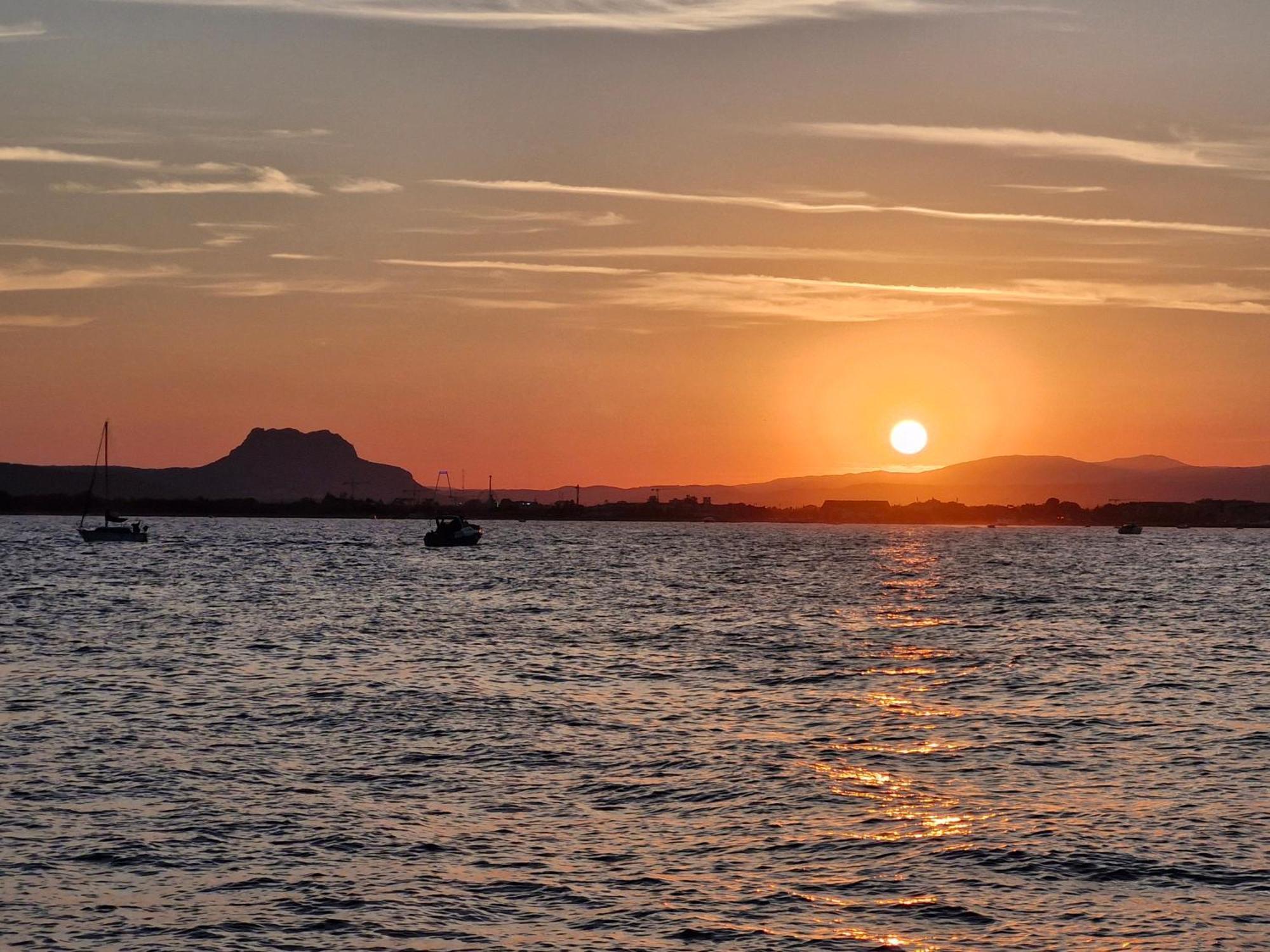 Un Havre De Paix A Saint-raphael, Homestay *